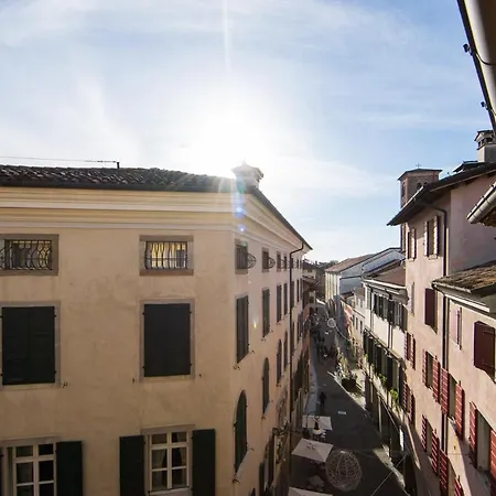 Ferienwohnung Mandi Mandi Al Centro Udine Exterior foto